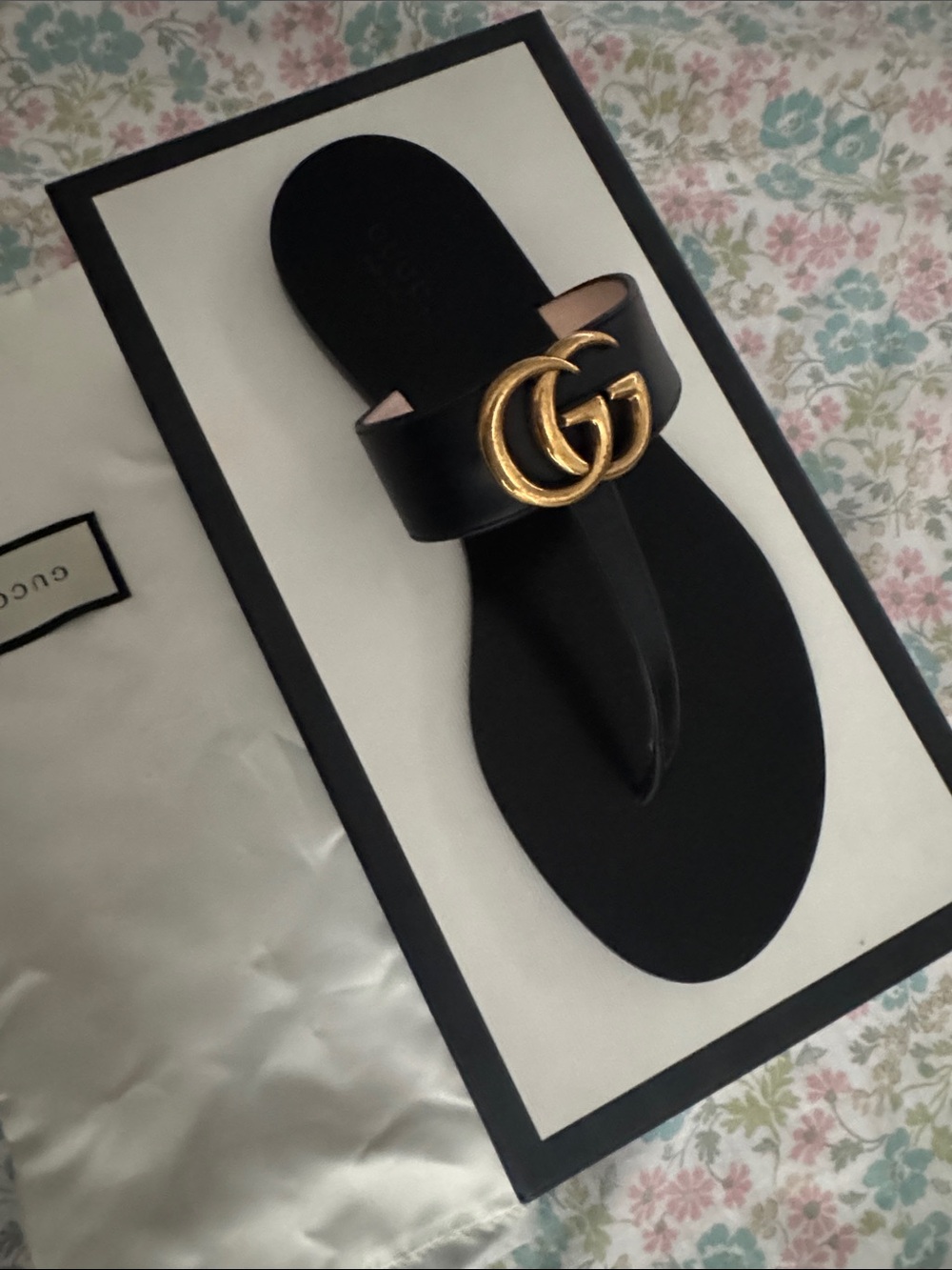 Gucci Black Leather GG Gold-Logo Thong Slide